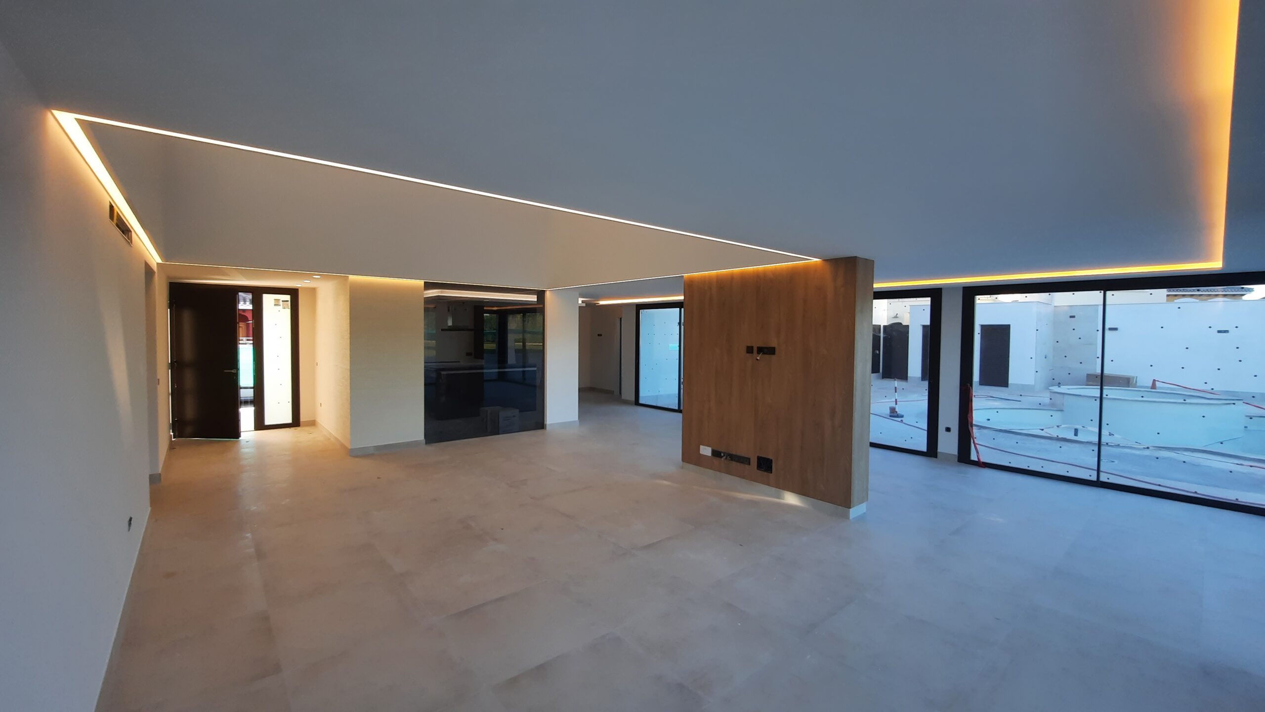 Ampliación de vivienda con piscina