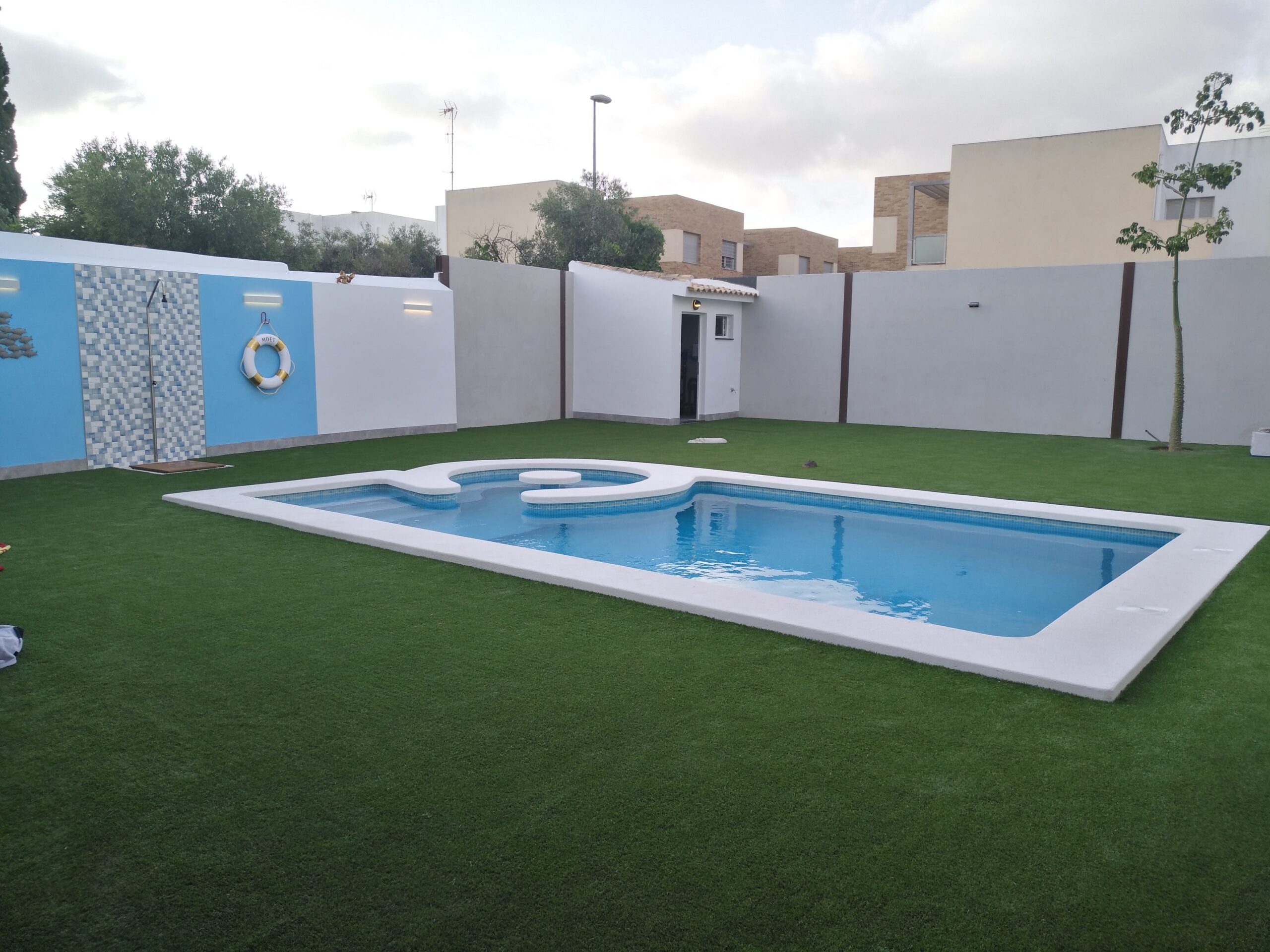 Piscina en Los López